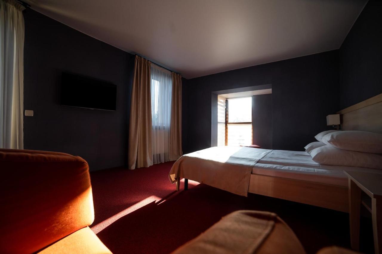 Sribni Leleky Hotel & Spa Hotel